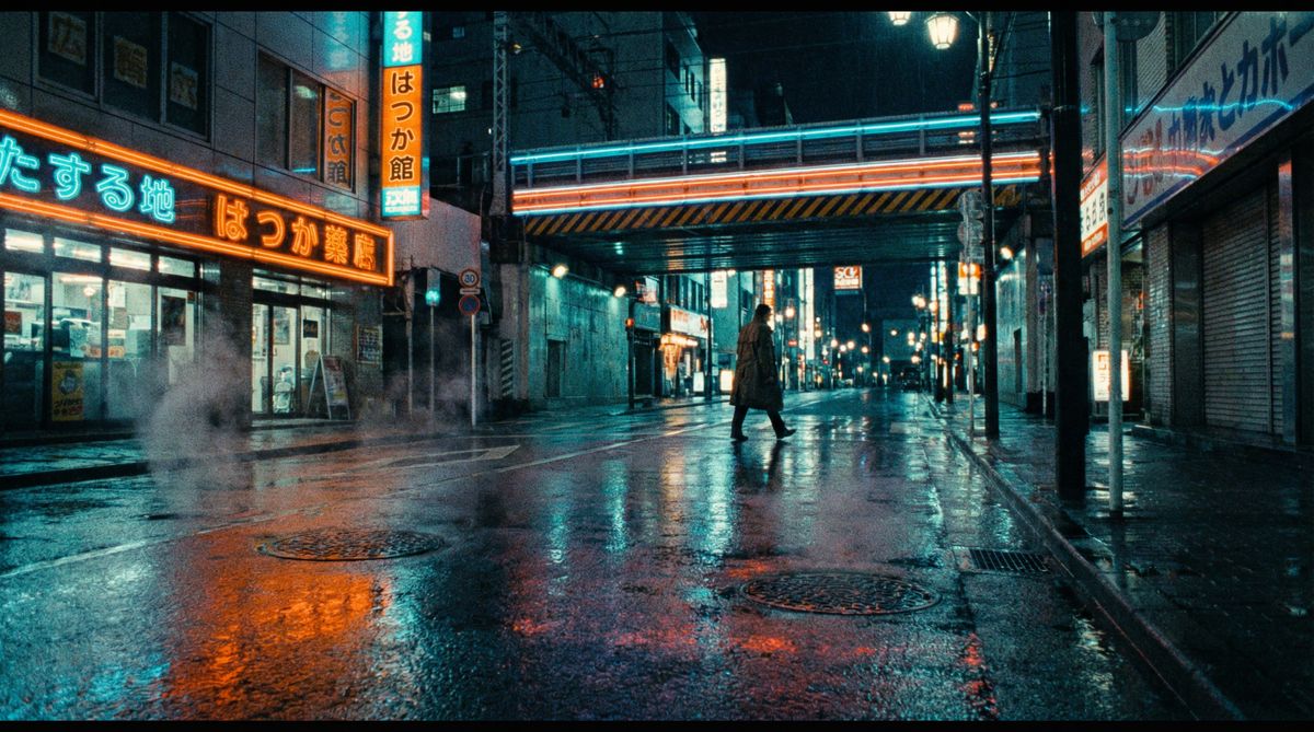 蜜桃传媒视频推荐：城市夜景电影短片